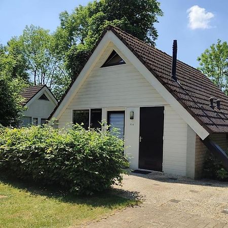 Vrijstaande Recreatiebungalow Met Slaapvide Posterholt Kültér fotó